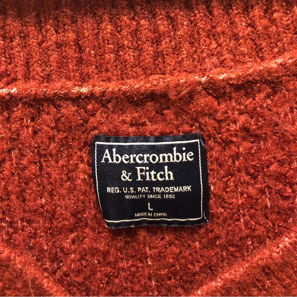 Abercrombie and fitch size large super soft sweater - Picture 3 of 4